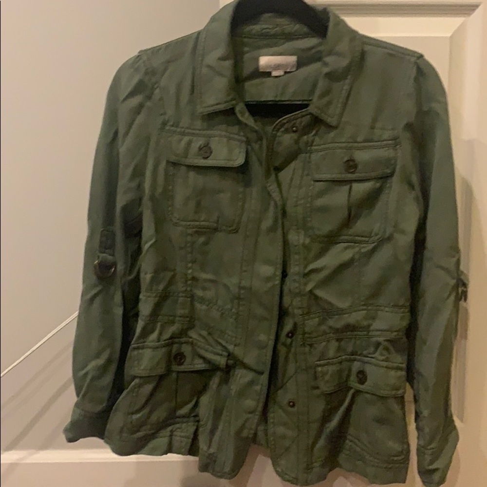 Loft petite army green jacket size XSP convertible